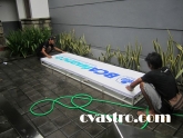 service-neon-box